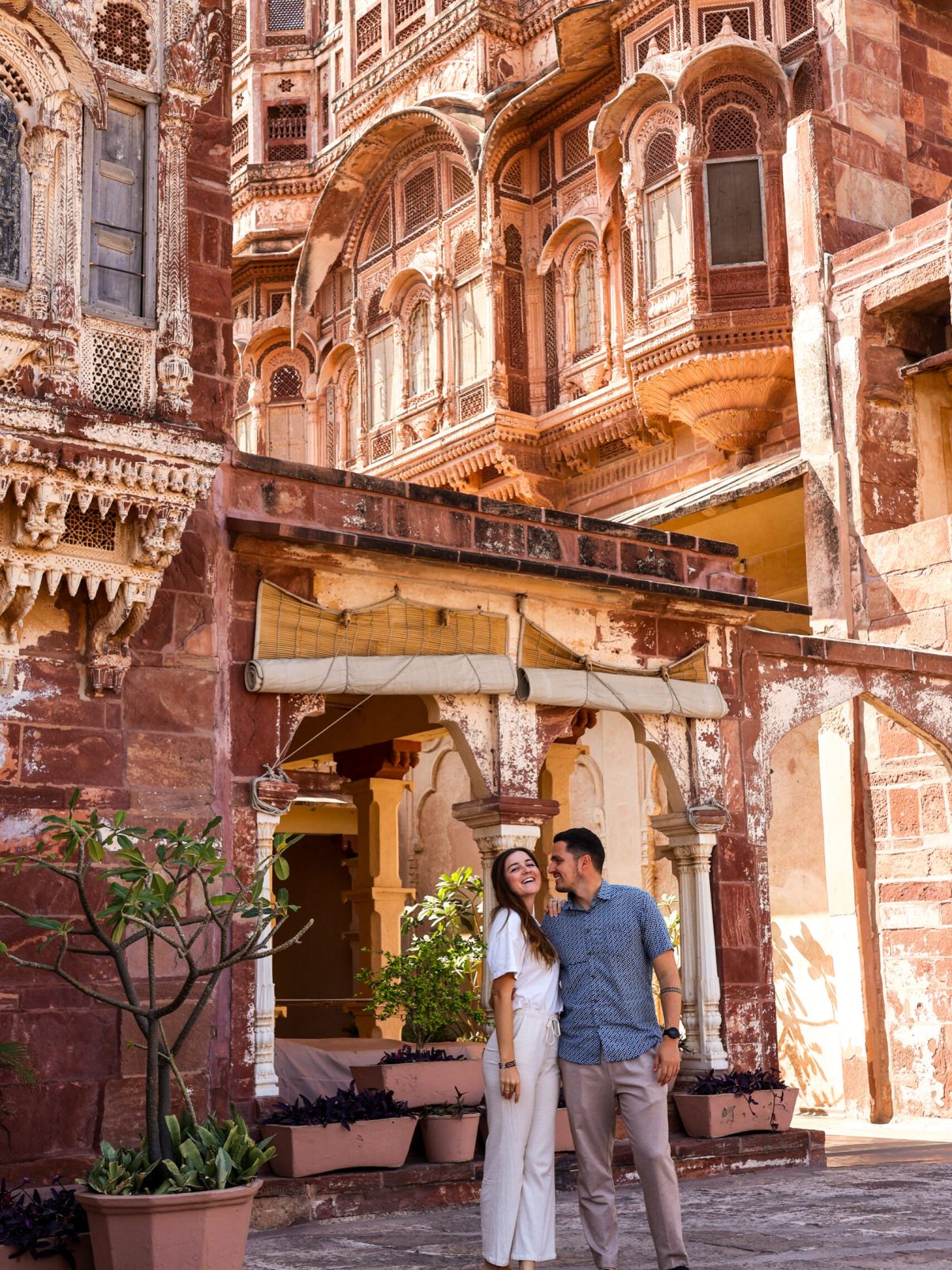 Photo de couple sur la terrasse du Fort de Meharangarh